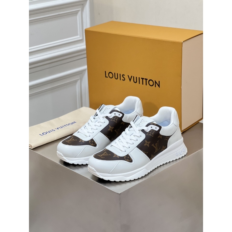 l**is V*t*n sneakers